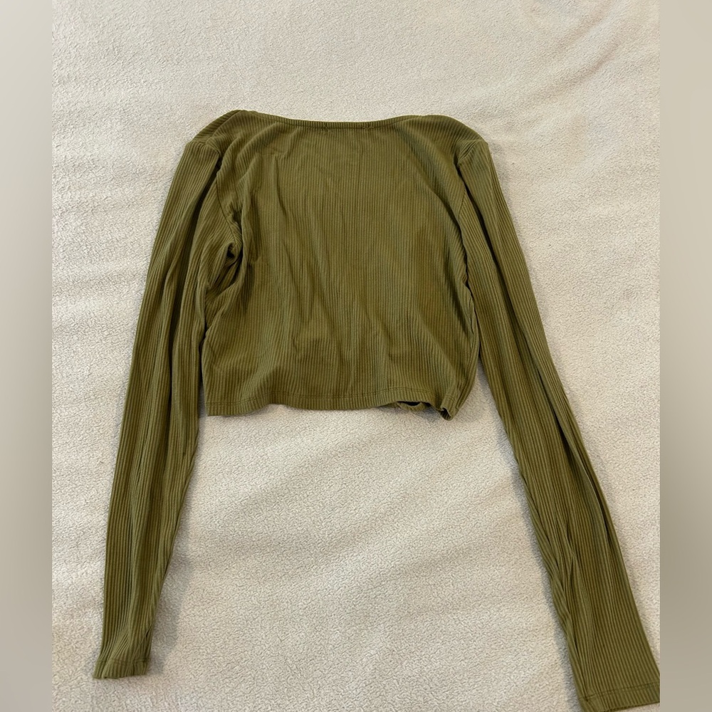 12th Tribe Olive Green Ribbed Long Sleeve Crop Top Medium Ruched Bust - Picture 5 of 5